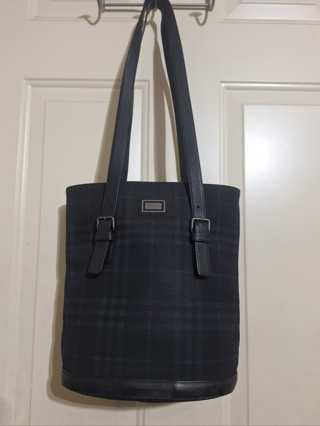 Burberry Bag London Bucket Bag Purse Black And Navy
